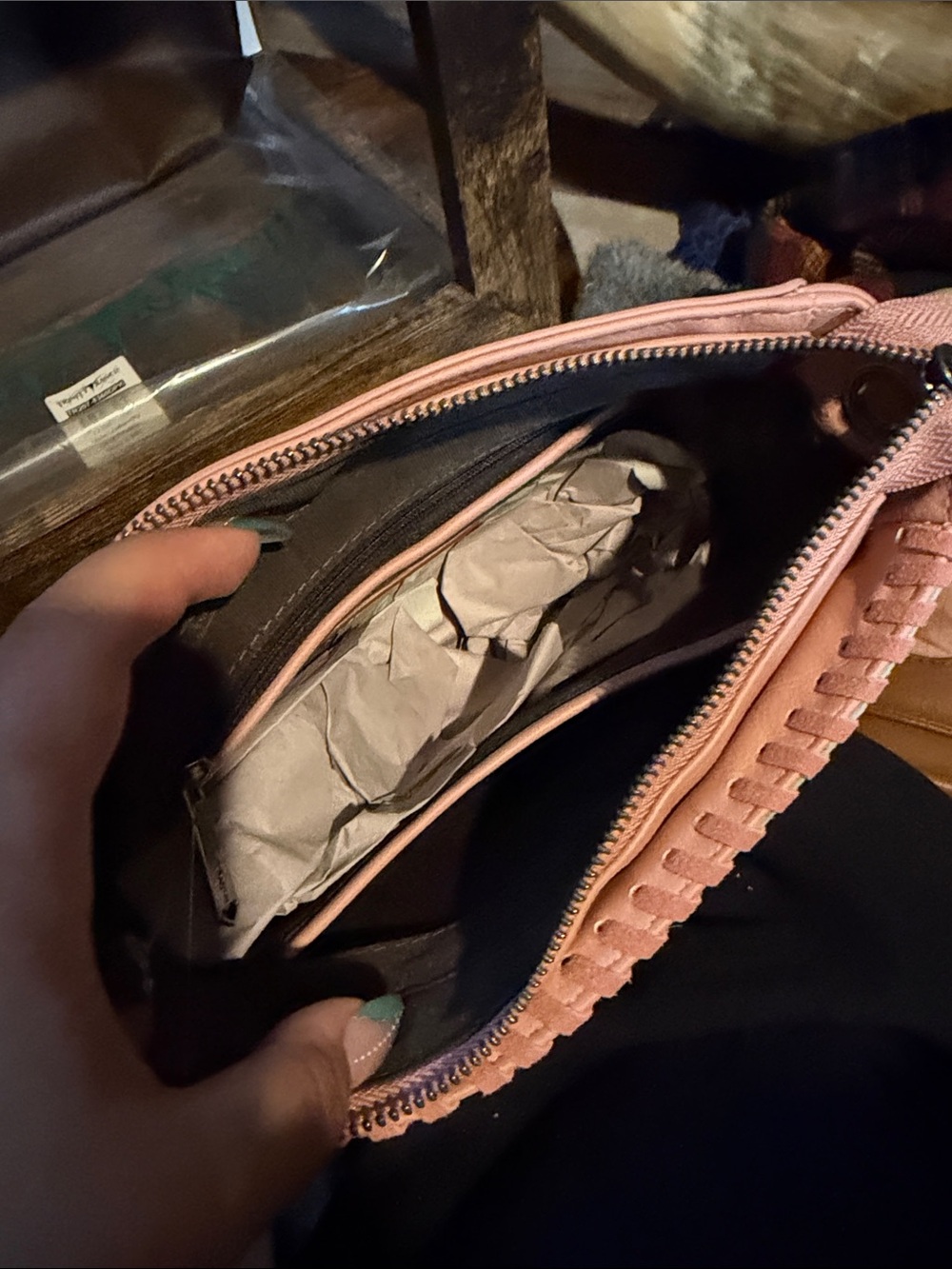 Trinity Ranch Cross Body purse - Picture 4 of 4